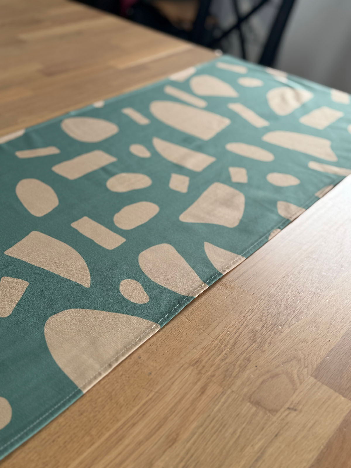 PEB - Table runner