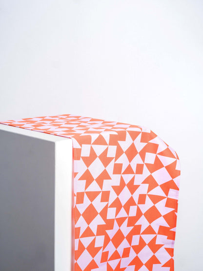 GLI - Table runner