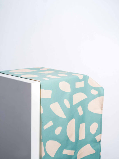 PEB - Table runner
