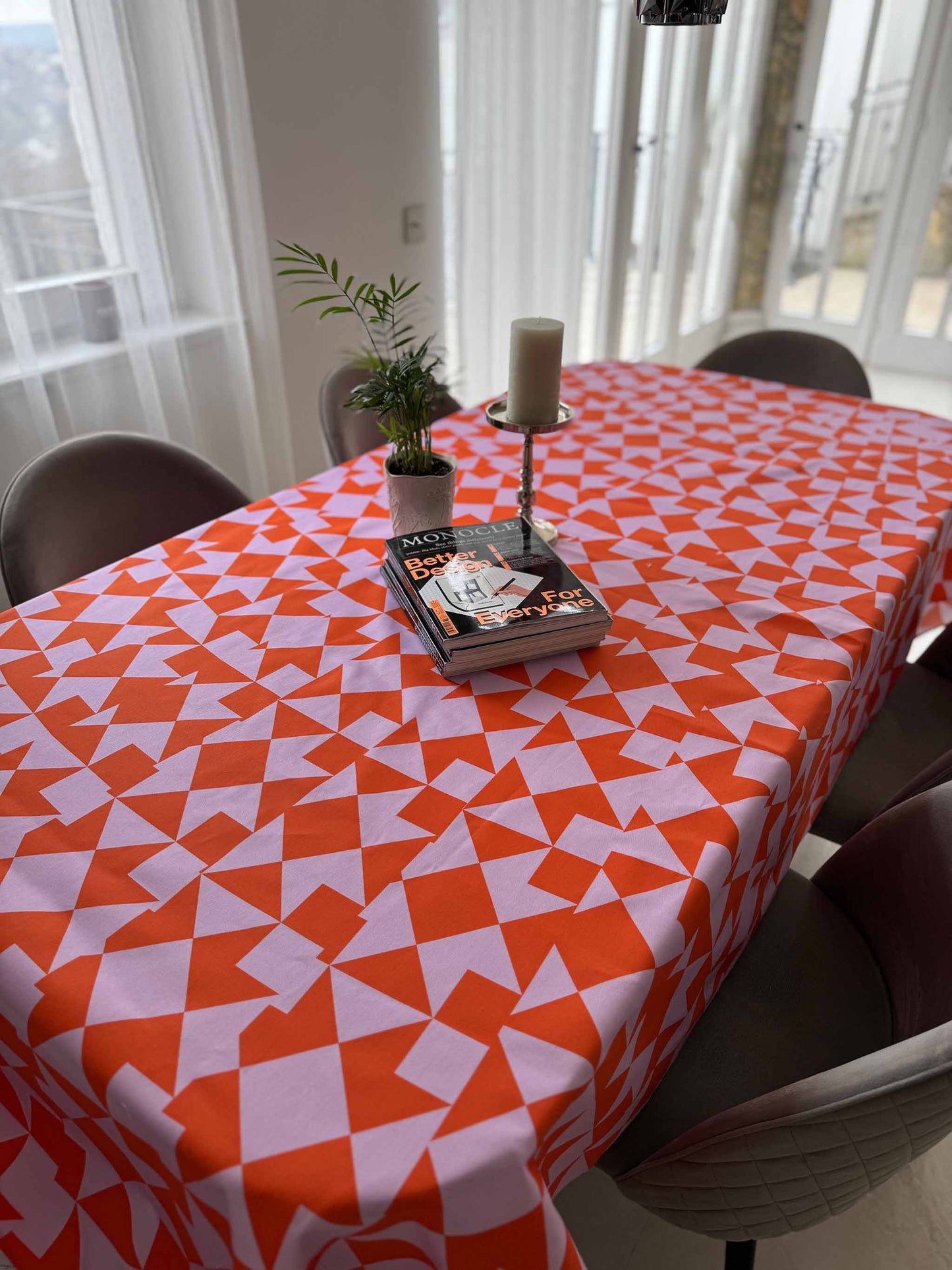 GLI - Tablecloth