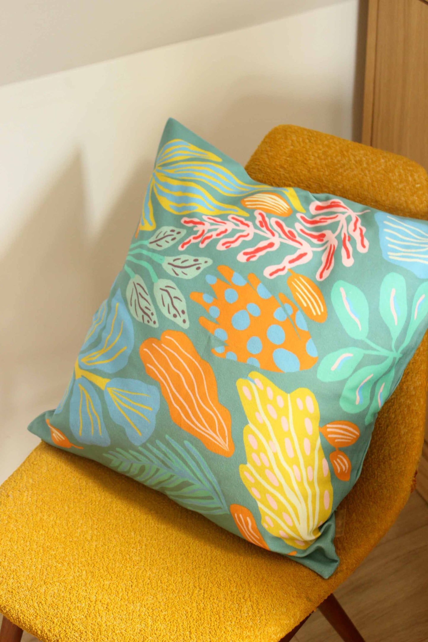 JUN - Throw pillow cover